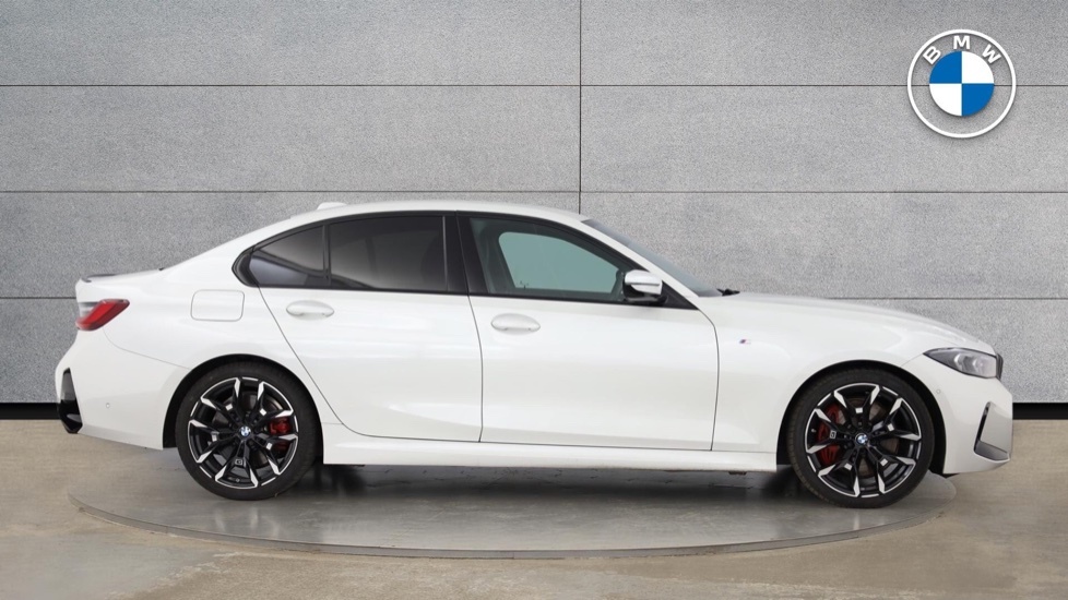 BMW 3 Series 320I M Sport Saloon YA25XGX White #5