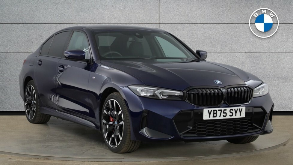 BMW 3 Series 330E M Sport Saloon YB75SYY Blue #2