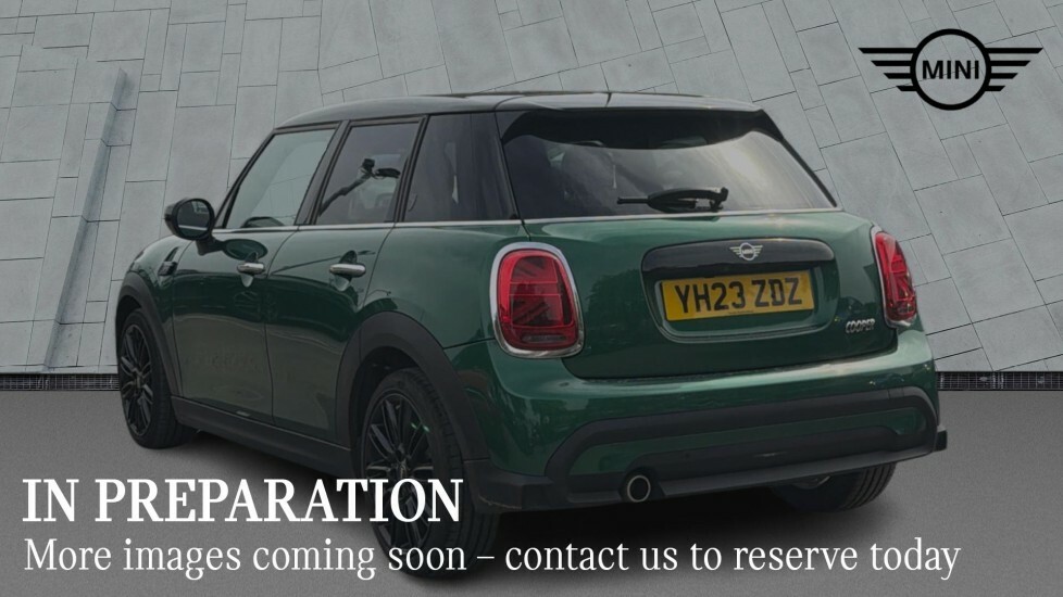 Mini Hatch 5-Door Hatch Cooper Exclusive YH23ZDZ Green #2