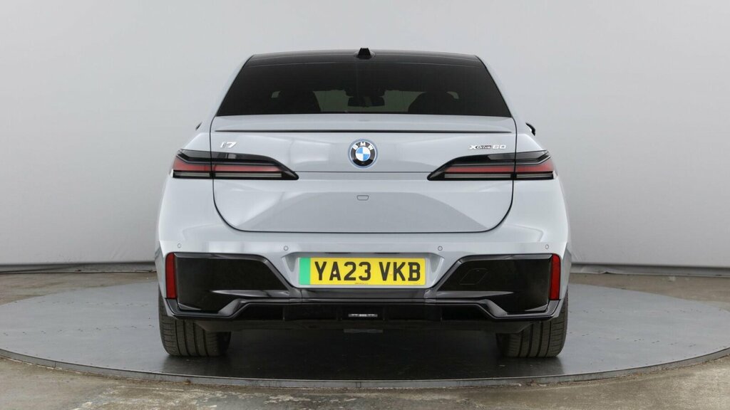 BMW i7 I7 Xdrive60 M Sport Grey #5