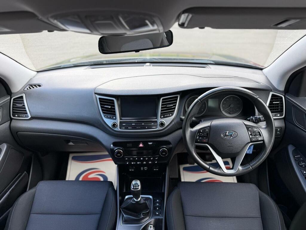 Hyundai Tucson Suv 1.6 Gdi Blue Drive Se Nav Euro 6 Ss 20 SF18YBN Grey #2