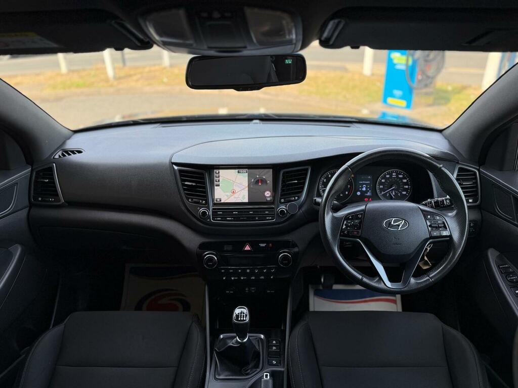 Hyundai Tucson Suv 1.6 T-gdi Go Se Euro 6 201818 SH18AVM Black #2