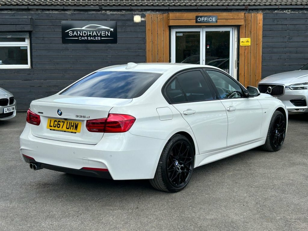 BMW 3 Series 3L M Sport LG67UHW White #6