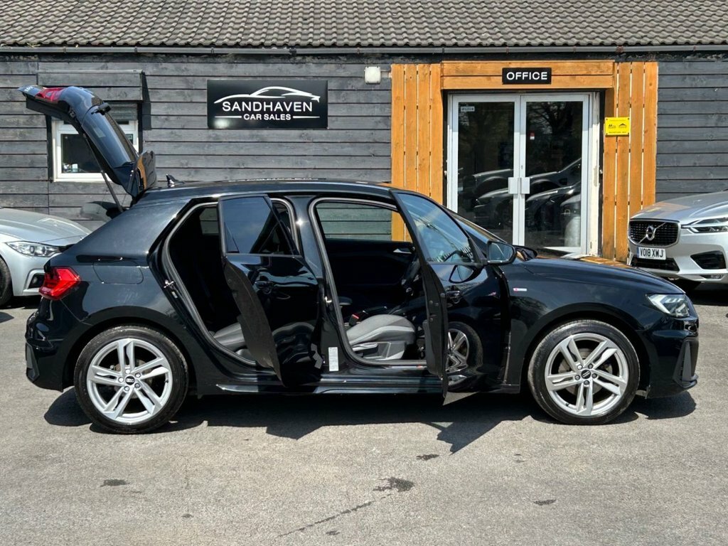 Audi A1 1.5L S Line KP21VVU Black #6