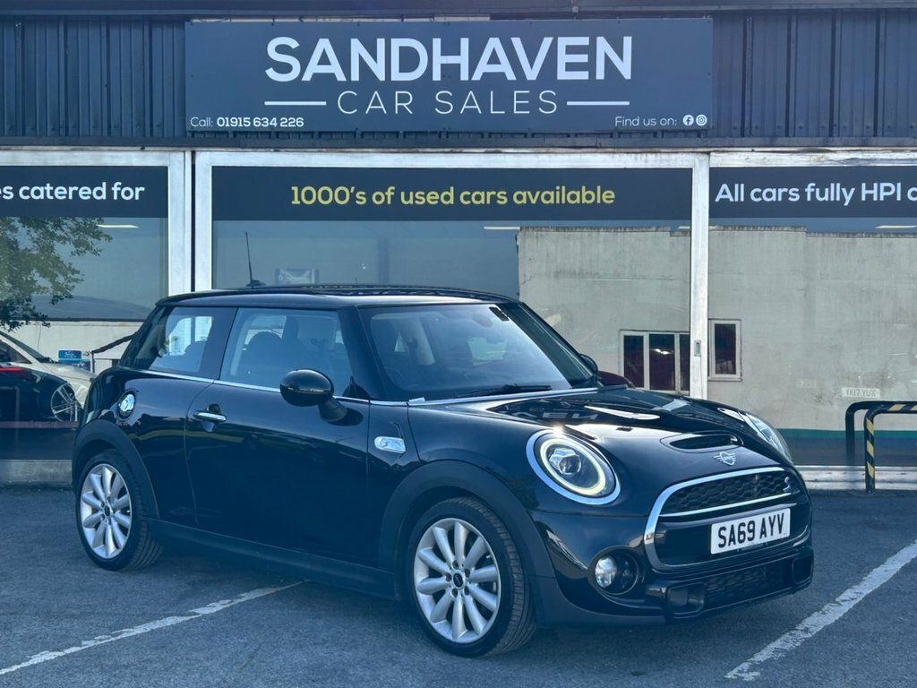 Mini Hatch 2L Cooper S Classic Black
