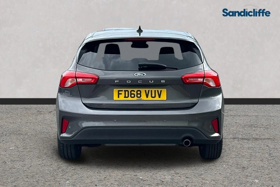 Ford Focus Focus 1.0 L Ecoboost Titanium 6Spd 125Ps FD68VUV Grey #5