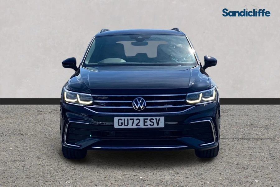Volkswagen Tiguan Tiguan 1.5 Tsi 150 R-line Edition Dsg Estate GU72ESV Black #2