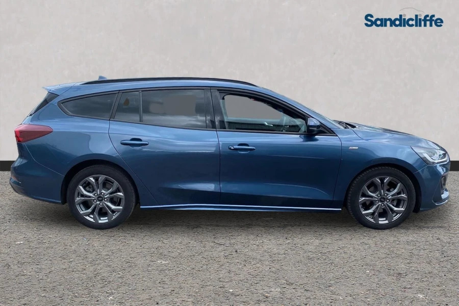 Ford Focus Focus St-line Estate 1.0L Ecoboost 125Ps Mhev Fwd FG23CFE Blue #3