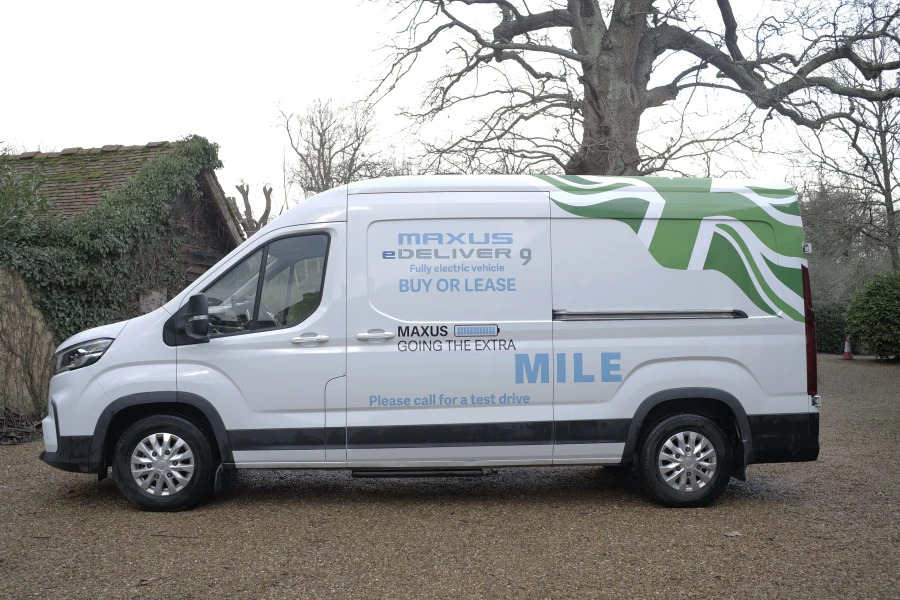 Maxus Deliver 9 Deliver 9 150Kw High Roof Van 88.5Kwh White