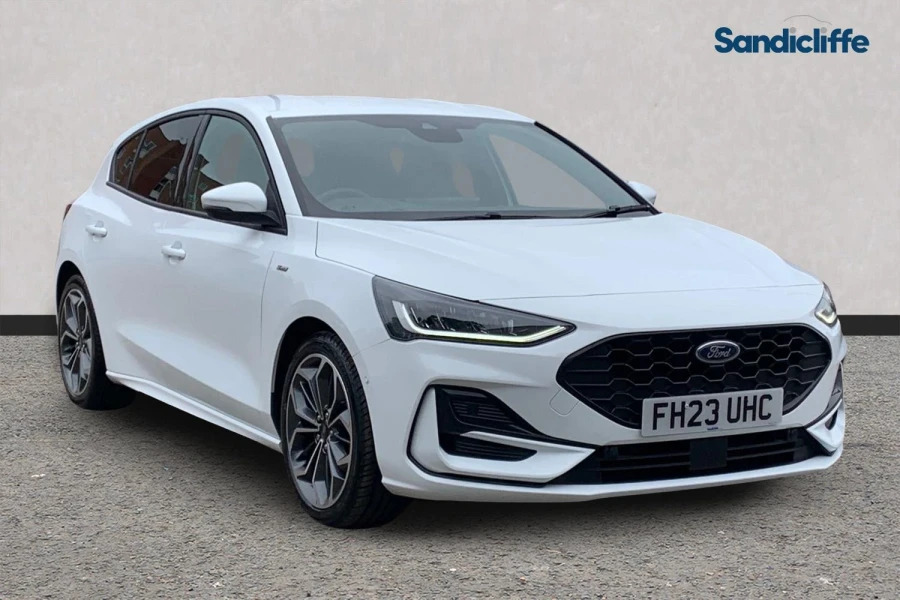 Ford Focus Focus St-line X 1.0L Ecoboost 125Ps Fwd 6 S White