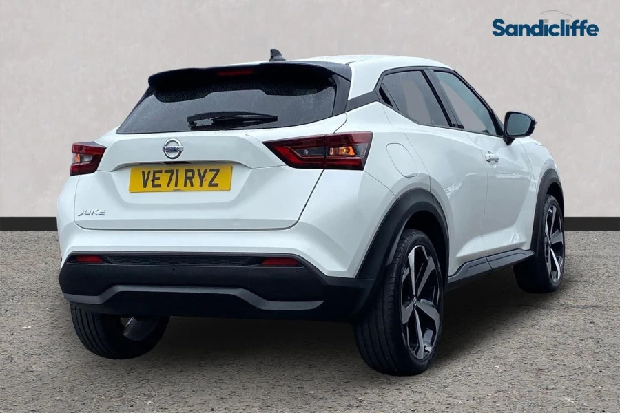 Nissan Juke Juke 1.0 Dig-t 114 Tekna Dct Hatchback VE71RYZ White #4