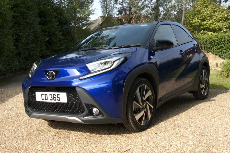 Toyota Aygo X Aygo X 1.0 Vvt-i Pure Hatchback Grey