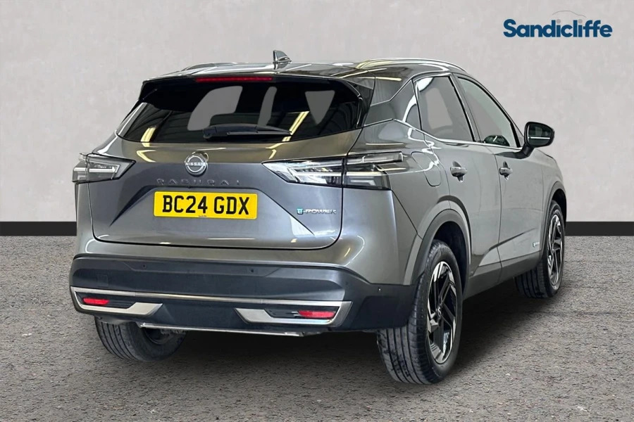 Nissan Qashqai Qashqai 1.5 E-power N-connecta Hatchback BC24GDX Grey #4