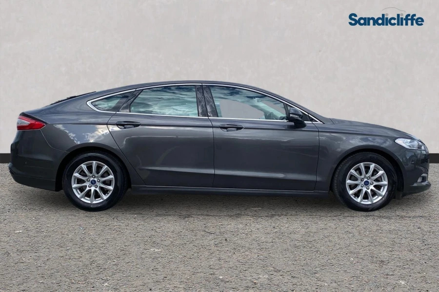 Ford Mondeo Mondeo 1.5Tdci Titanium Edition 6Spd 120Ps Grey #3