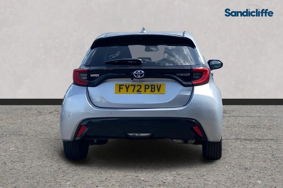 Toyota Yaris Yaris 1.5 Hybrid Excel Cvt Hatchback FY72PBV Silver #5