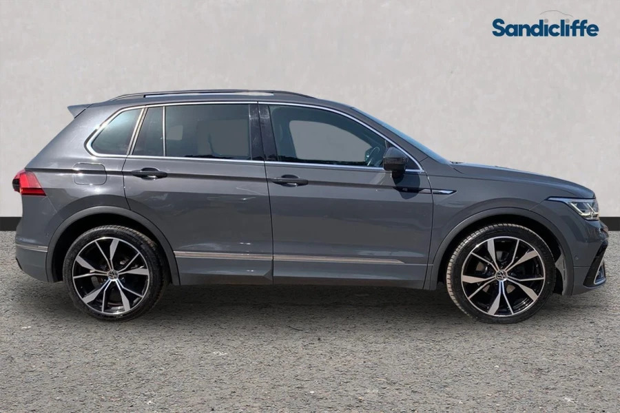 Volkswagen Tiguan Tiguan 2.0 Tdi 4Motion R-line Dsg Estate MF71ZCZ Grey #3