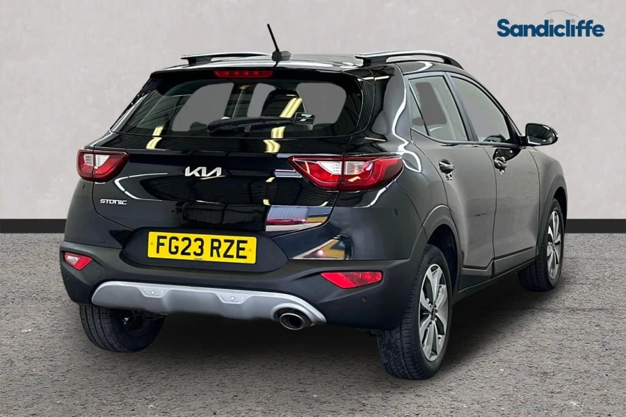 Kia Stonic Stonic 1.0T Gdi 99 2 Estate FG23RZE Black #4