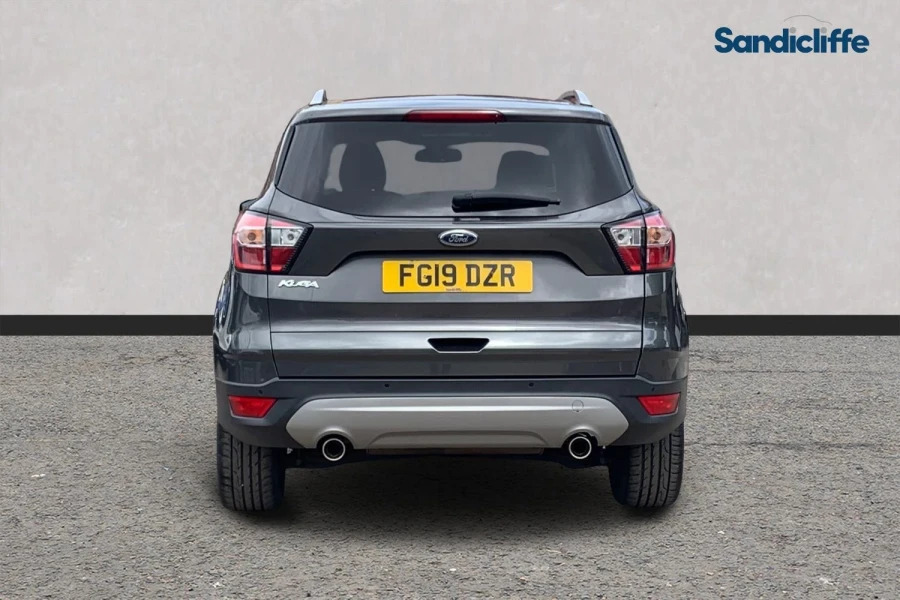 Ford Kuga Kuga 1.5 L Ford Ecoboost Titanium Edition 6Spd FG19DZR Grey #5