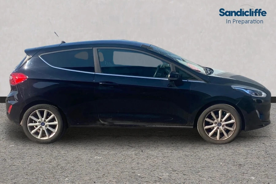 Ford Fiesta Fiesta 1.0 T Ecoboost Titanium 6Spd 125Ps LK68RTV Black #2