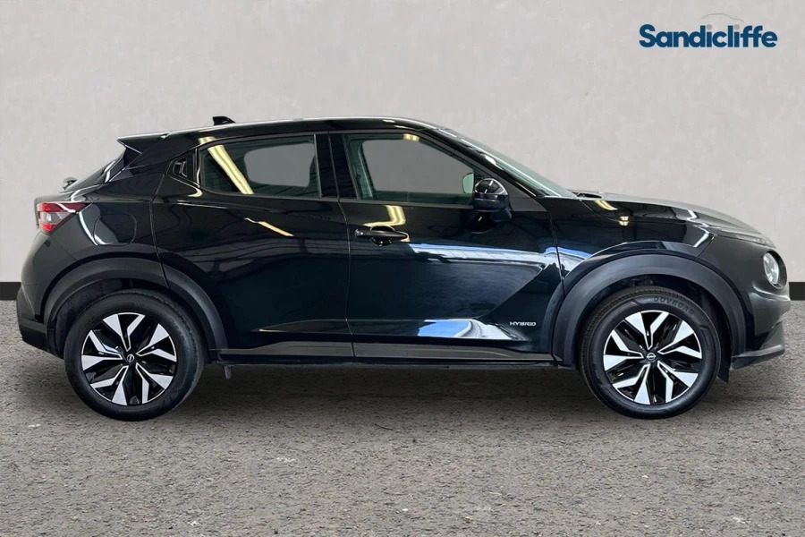 Nissan Juke Juke 1.6 Hybrid Acenta Premium Hatchback PN74UCG Black #3