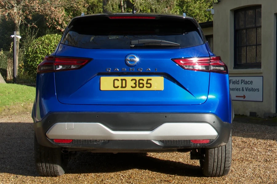 Nissan Qashqai Qashqai 1.3 Dig-t Mh 158 Tekna Xtronic Hatchba FN22KBV Grey #4