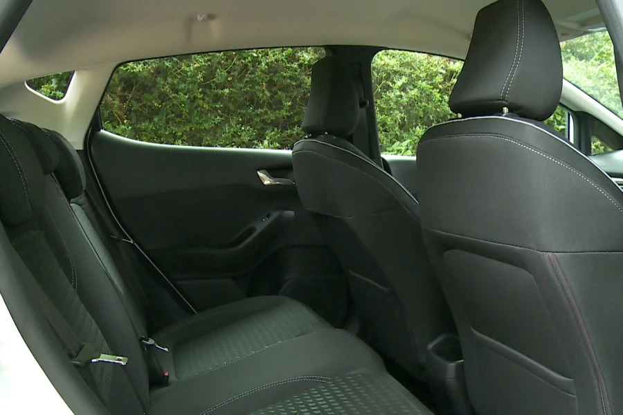 Ford Fiesta Fiesta 1.0 T Ecoboost Zetec 6Spd 100Ps FY18ZWA Red #2