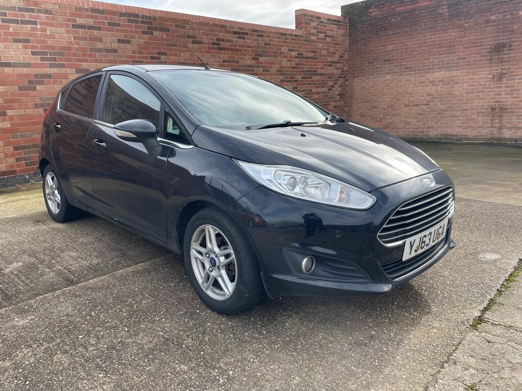 Ford Fiesta 1.5 Tdci Zetec Hatchback Euro 5 YJ63UCA Black #2