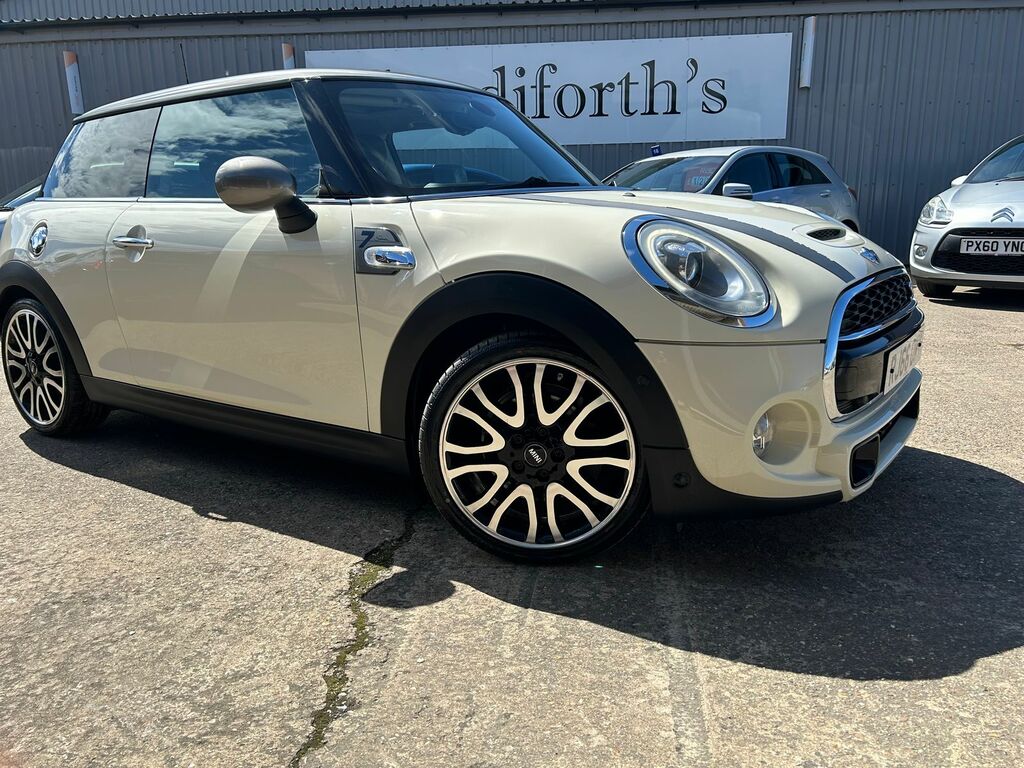 Mini Hatch 2.0 Cooper S Seven Hatchback Euro RJ66OMY White #2