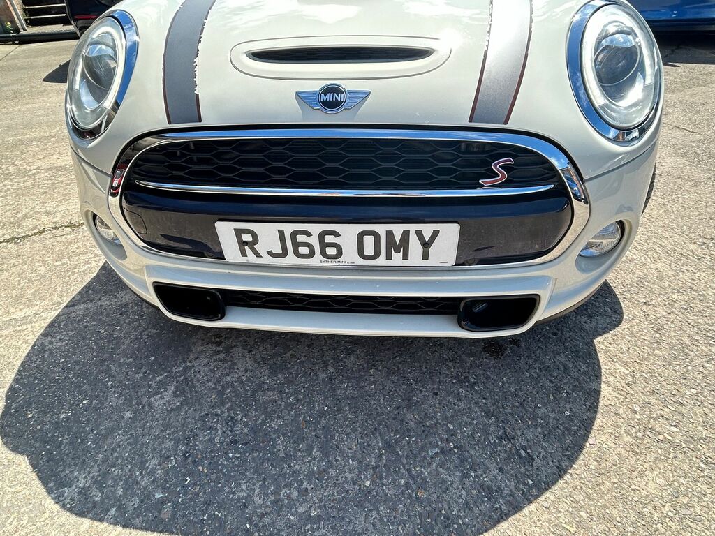 Mini Hatch 2.0 Cooper S Seven Hatchback Euro RJ66OMY White #4