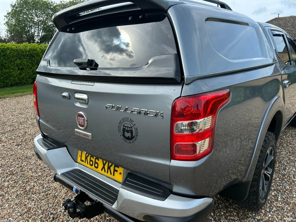 Fiat Fullback 2.4 LX Dcb 180 Bhp Grey #29