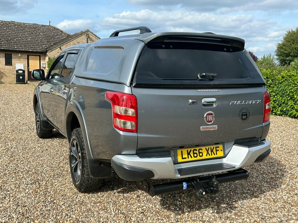 Fiat Fullback 2.4 LX Dcb 180 Bhp Grey #7