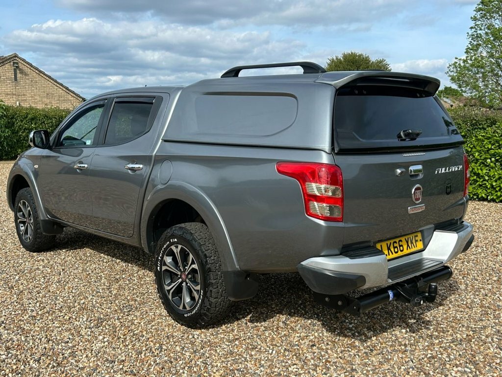 Fiat Fullback 2.4 LX Dcb 180 Bhp Grey #8