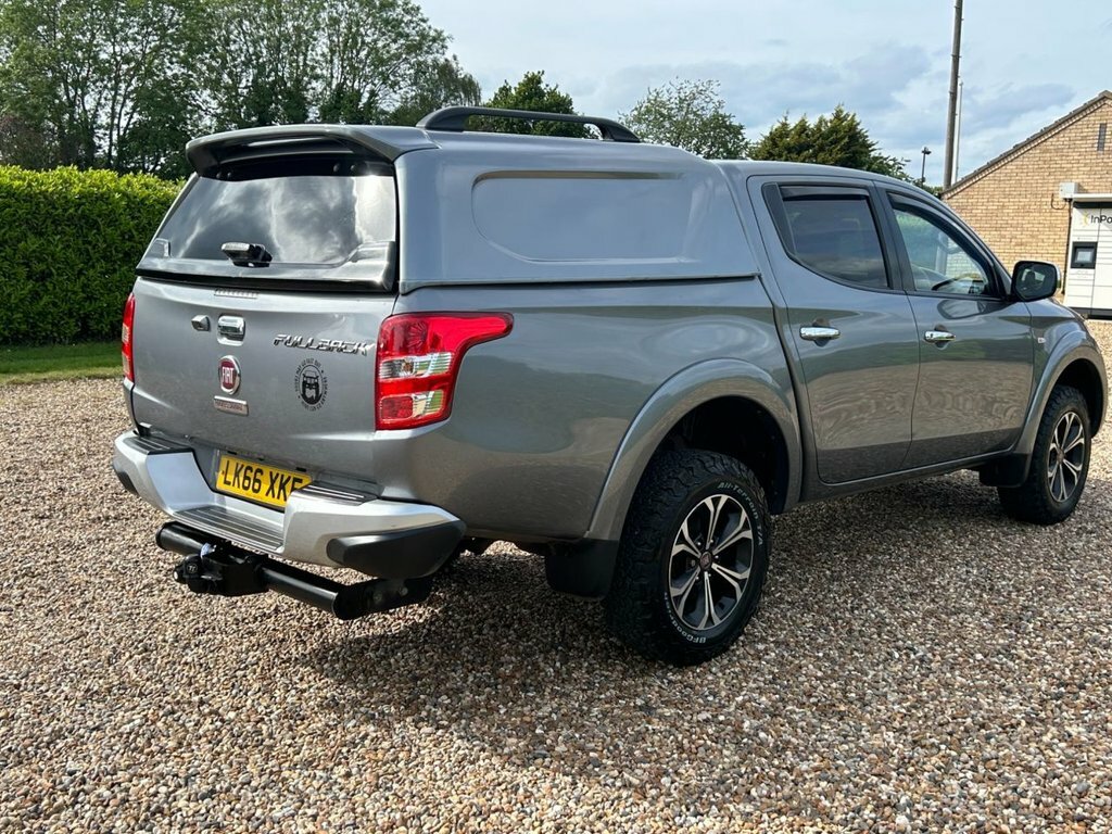 Fiat Fullback 2.4 LX Dcb 180 Bhp Grey #4