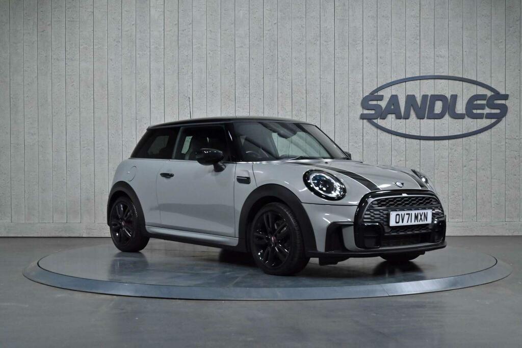 Mini Hatch 1.5 Cooper Sport Steptronic Euro 6 Ss Grey