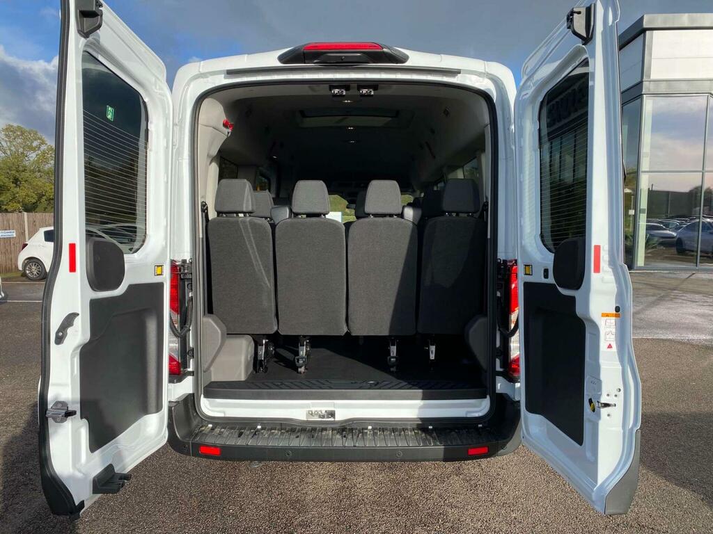 Ford Transit Custom 2.0 410 Ecoblue Limited Minibus Double Cab Die MW25JXZ White #3