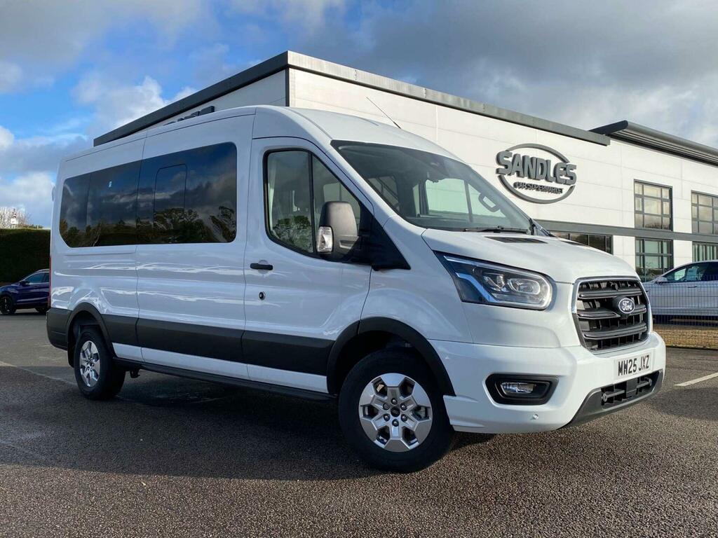 Ford Transit Custom 2.0 410 Ecoblue Limited Minibus Double Cab Die White