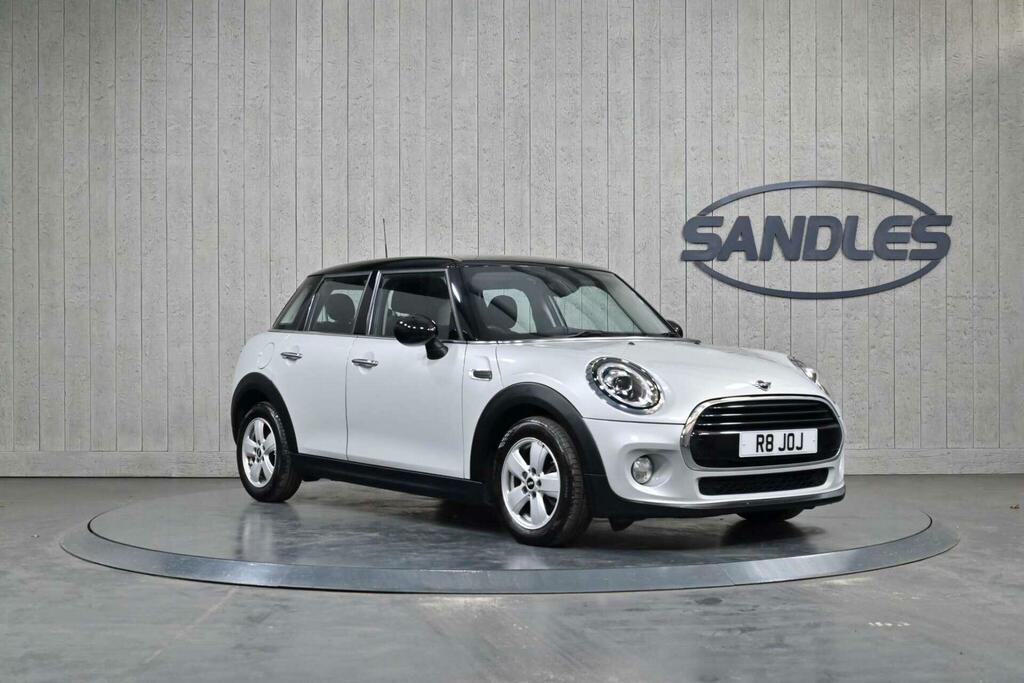 Mini Hatch 1.5 Cooper Classic Steptronic Euro 6 Ss Silver
