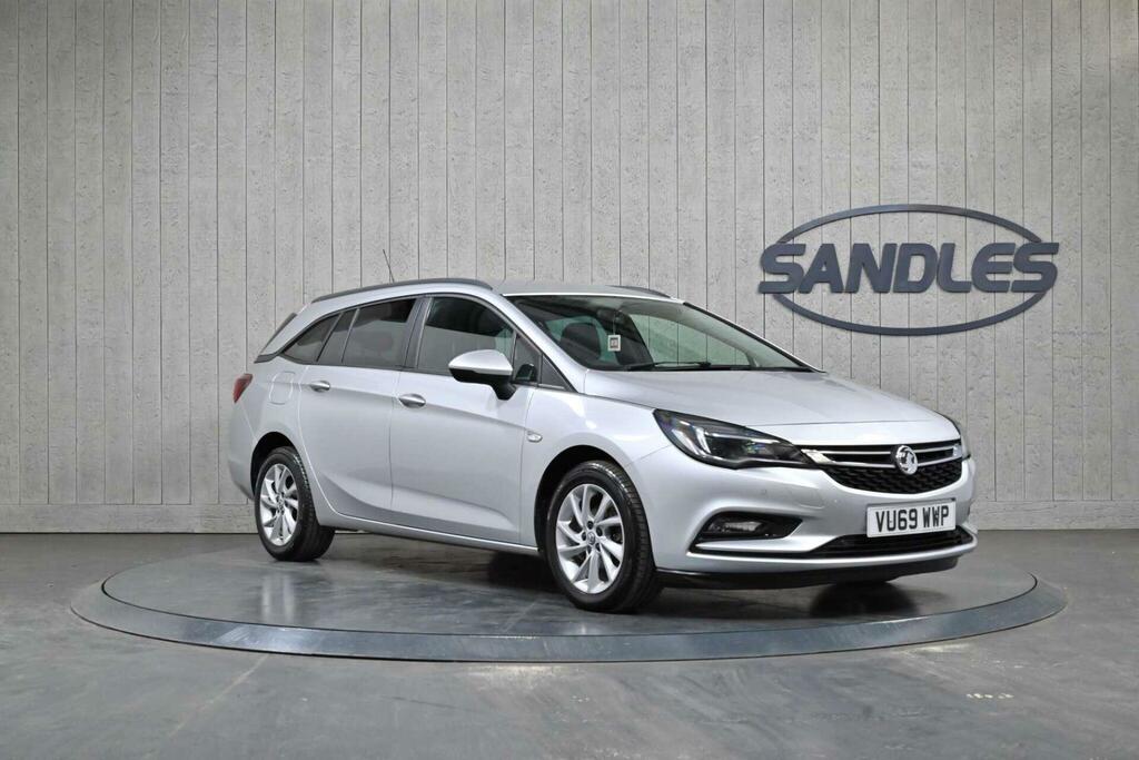 Vauxhall Astra 1.6 Cdti Ecotec Blueinjection Tech Line Nav Sports Silver