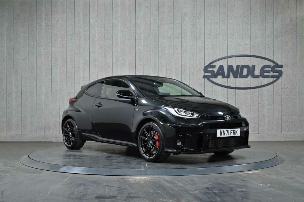 Toyota Yaris 1.6T Gr Circuit Awd Euro 6 Black