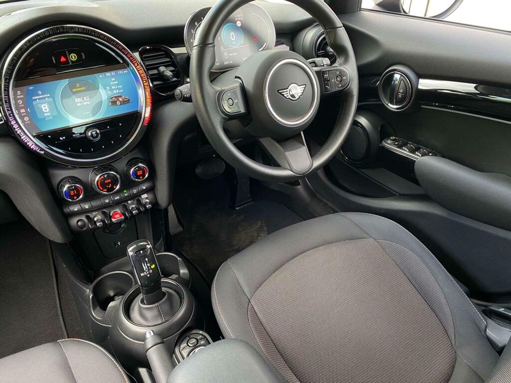 Mini Hatch 1.5 Cooper Classic Steptronic Euro 6 Ss NG23TNJ Black #2