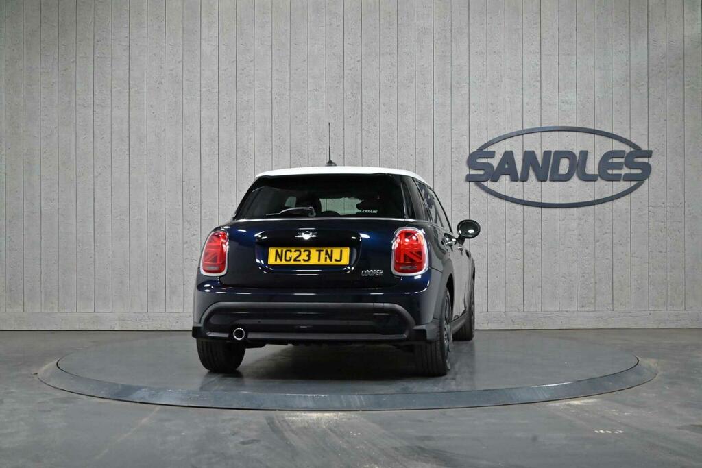 Mini Hatch 1.5 Cooper Classic Steptronic Euro 6 Ss NG23TNJ Black #6