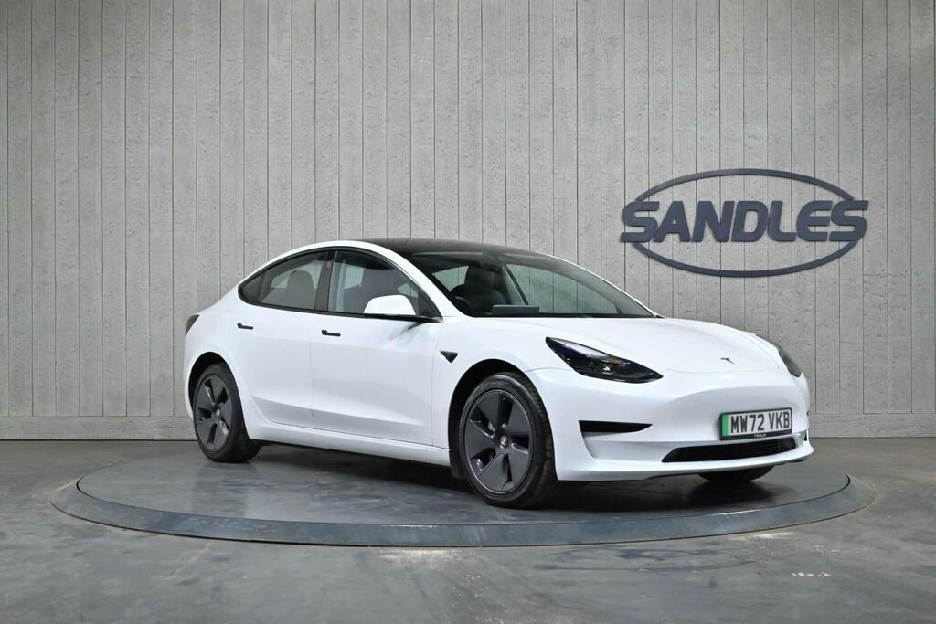 Tesla Model 3 Auto Rwd 4dr White