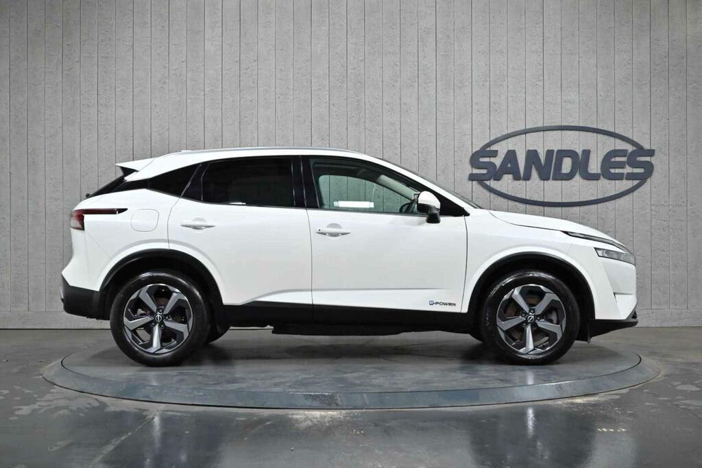 Nissan Qashqai 1.5 H E-power N-connecta Euro 6 Ss DL24SYY White #5