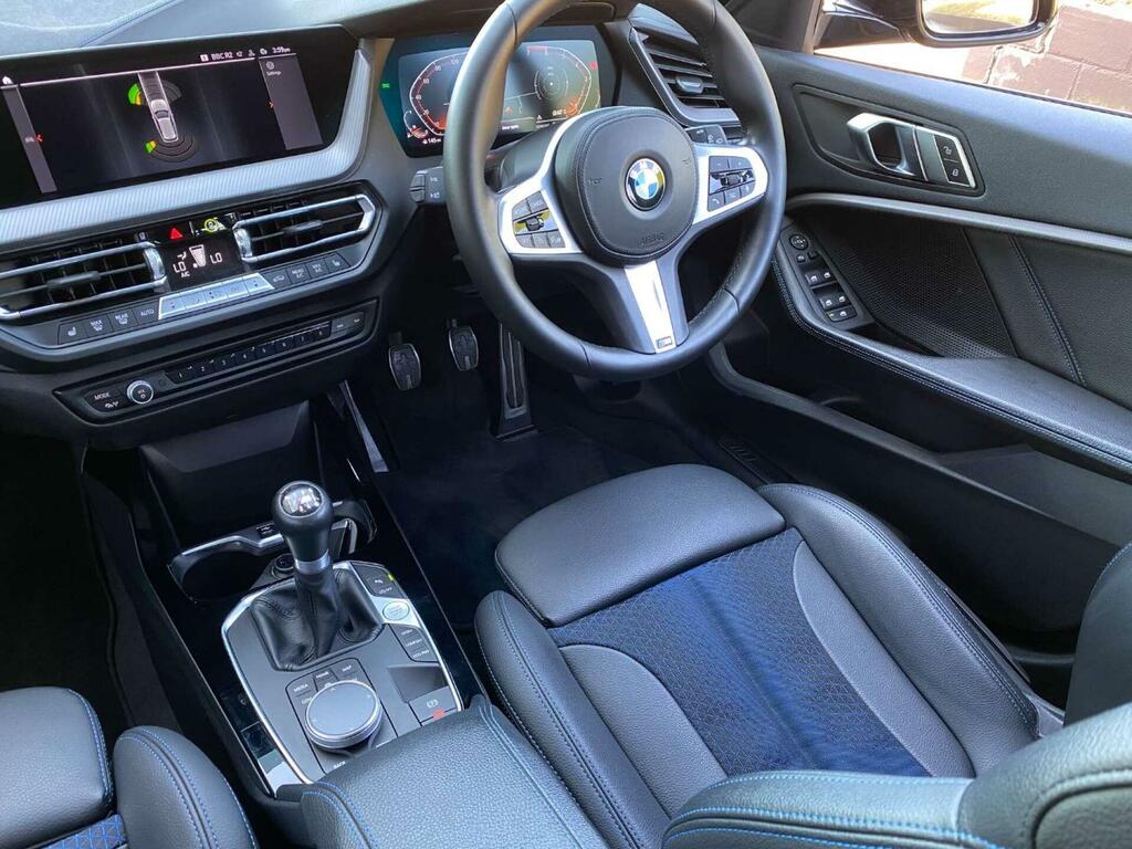 BMW 1 Series 1.5 118I M Sport Lcp Euro 6 Ss KM22XYW Black #2