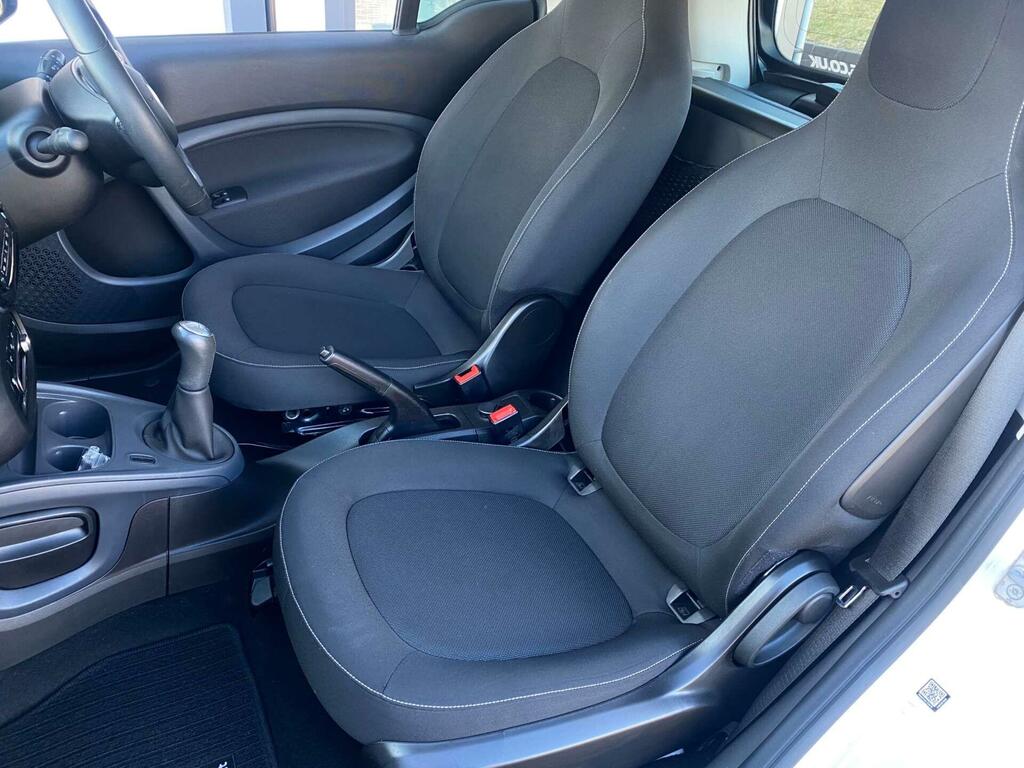 Smart Fortwo 1.0 Passion Euro 6 Ss White #2