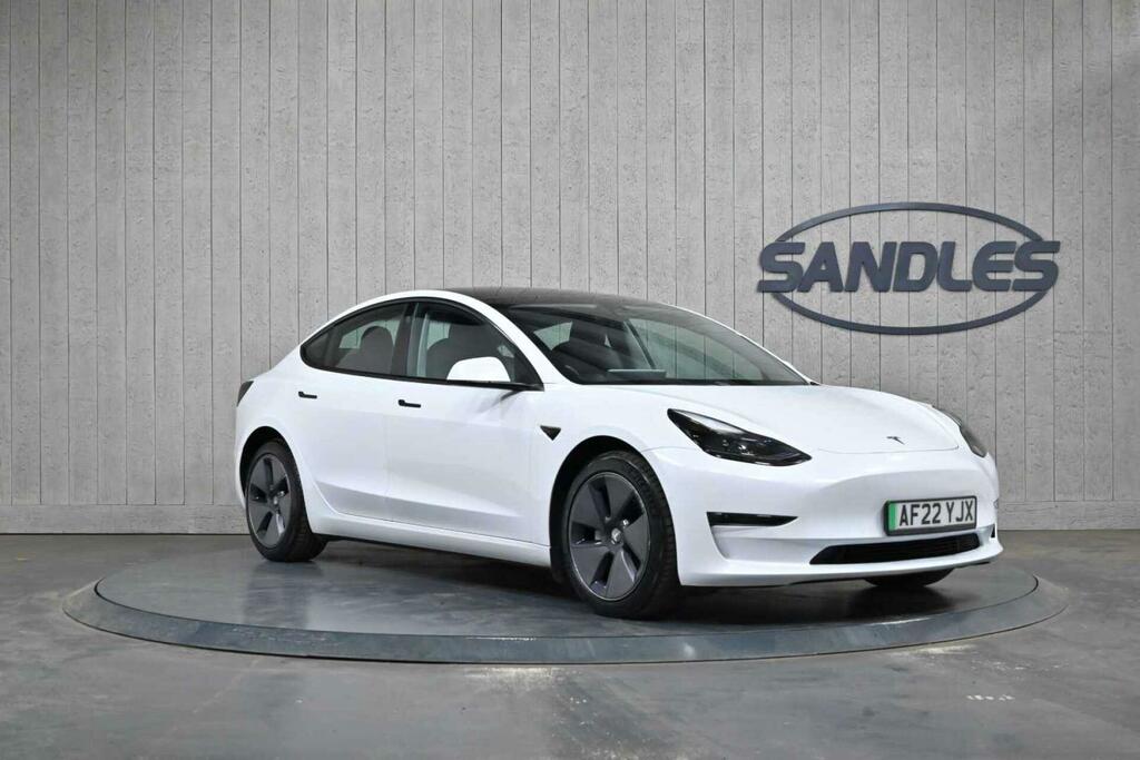 Tesla Model 3 Dual Motor Long Range 4Wde White