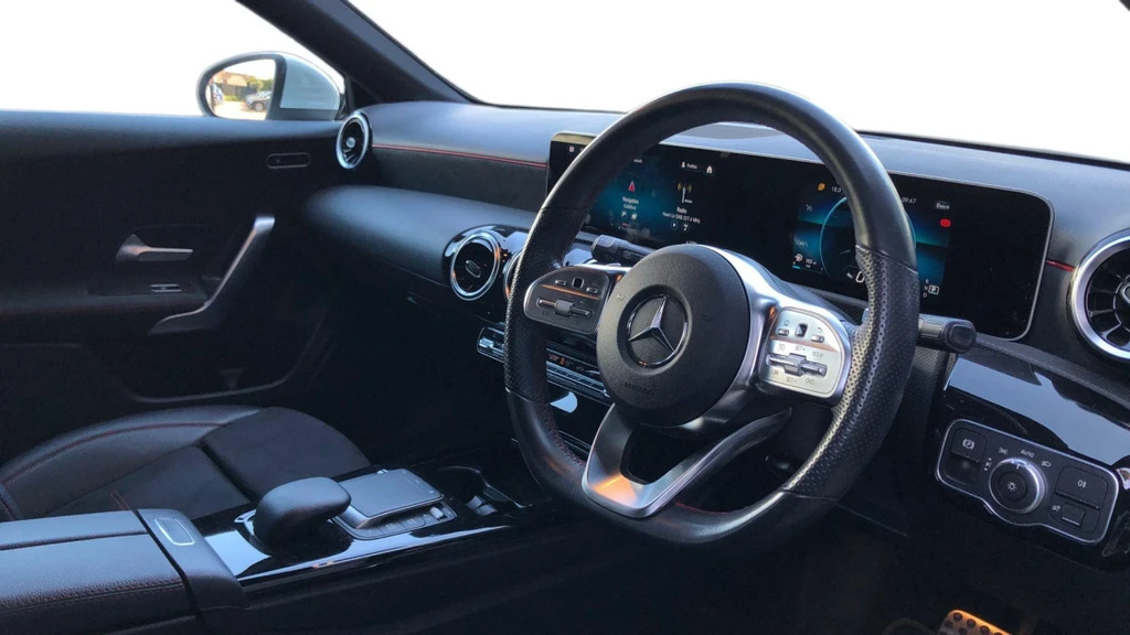 Mercedes-Benz A Class A 200 D Amg Line Executiv FH70PCX White #3