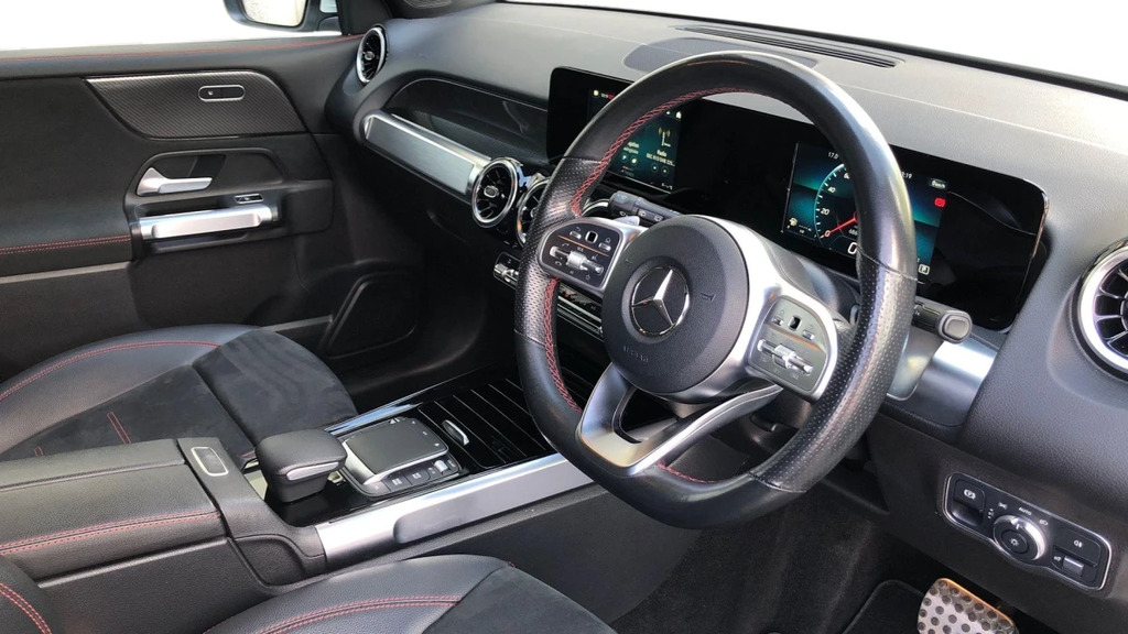 Mercedes-Benz GLB Class Glb 200 Amg Line WF21ZGZ White #3