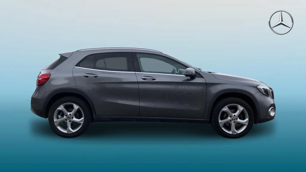 Mercedes-Benz GLA Class Gla 200 Sport Premium D Grey #4