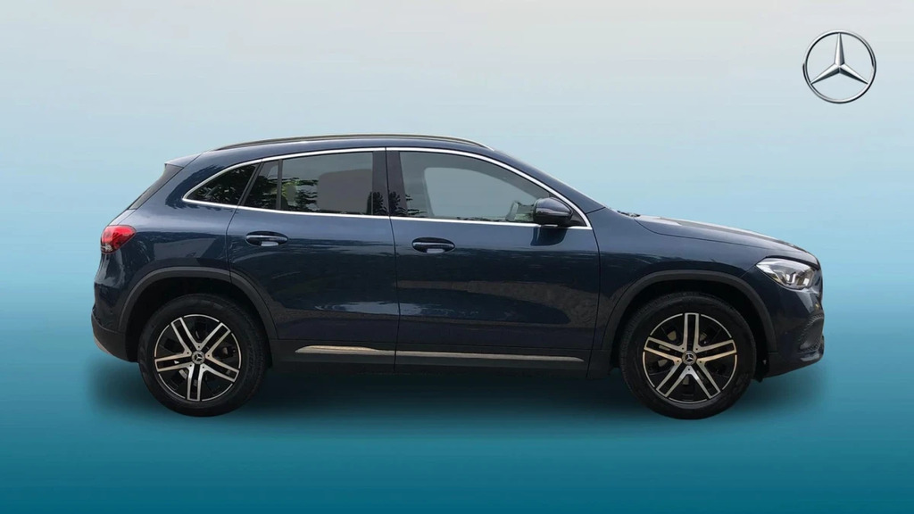 Mercedes-Benz GLA Class Gla 200 Sport Executive A OV22YTT Blue #4
